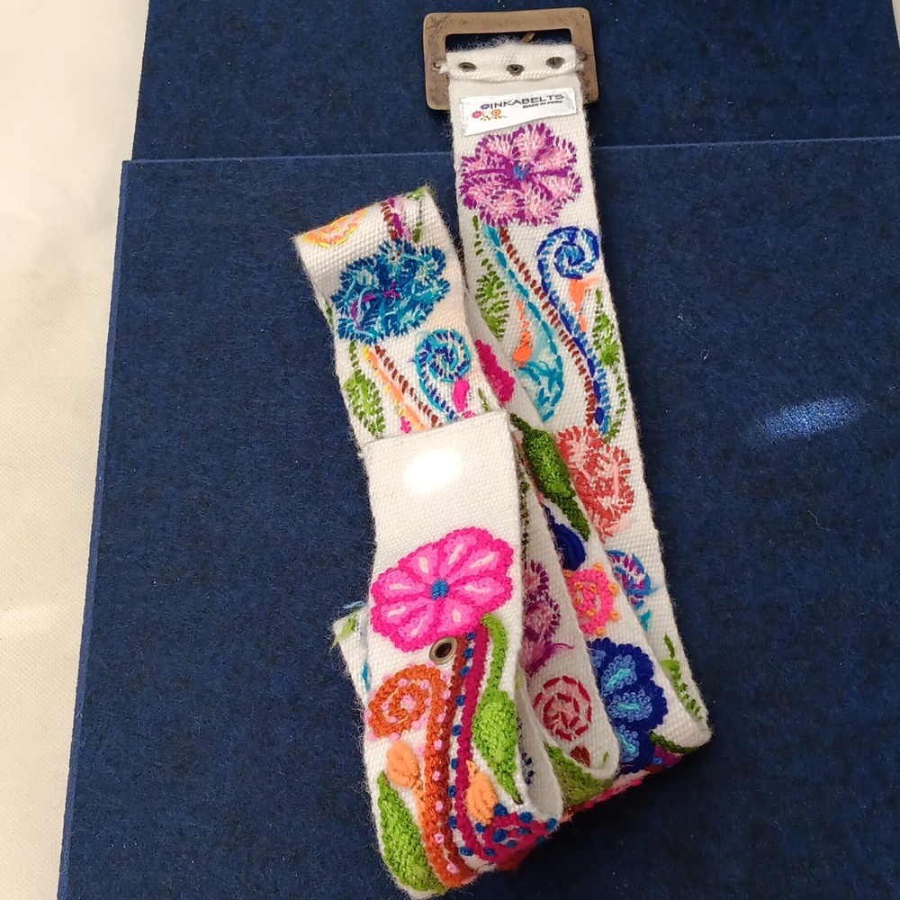 FLORAL PERUVIAN EMBROIDERED INKA BELT (NWOT) - Picture 4 of 8